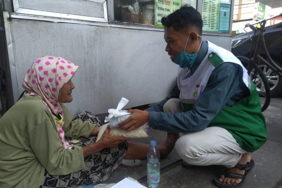 Berbagi Pangan Lansia