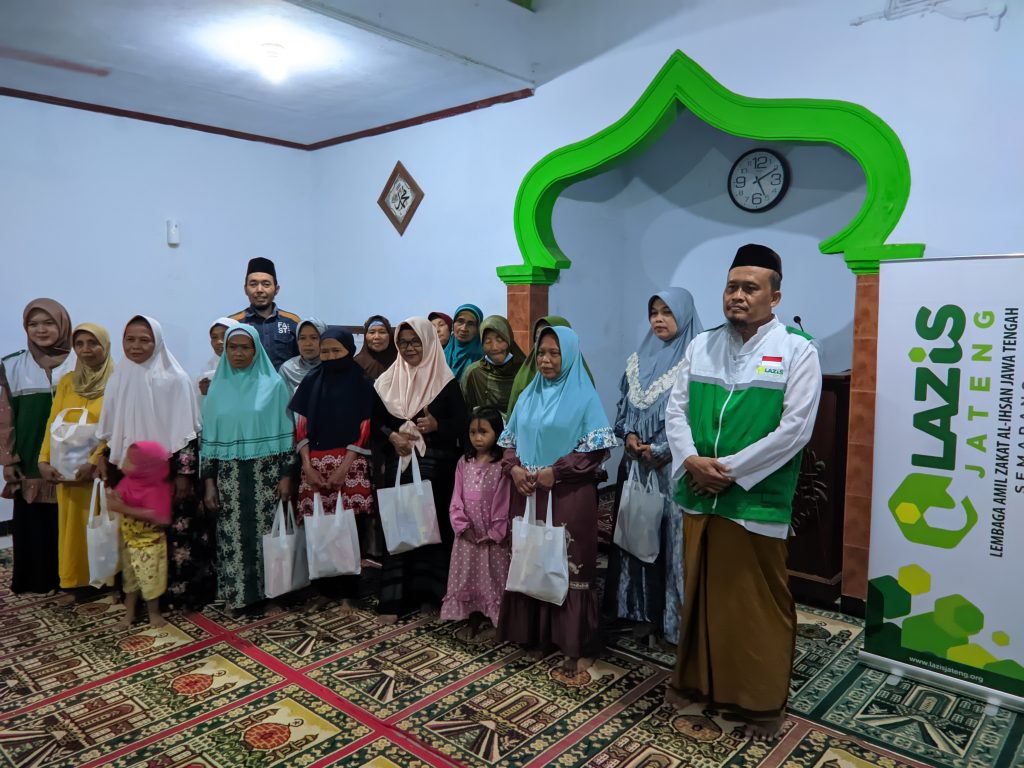 Silaturahmi & Santunan di TPQ Lansia Al-Hidayah Bareng LAZiS Jateng Semarang