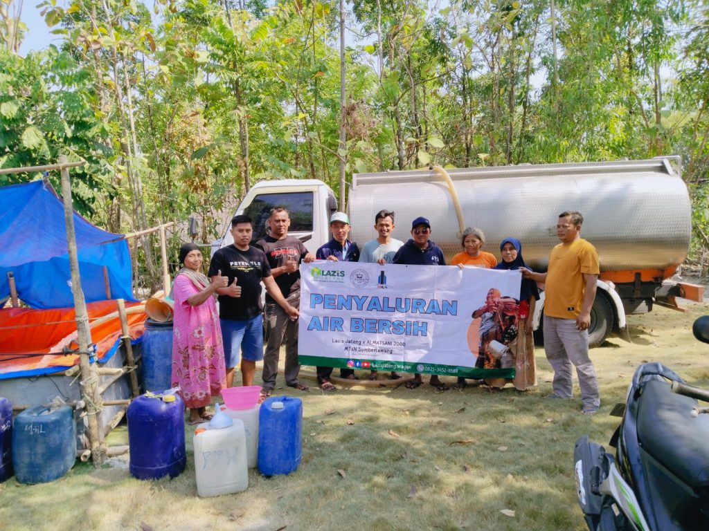 24.000 Liter Air Bersih, Bahagiakan Masyarakat Terdampak Kekeringan di Sragen!