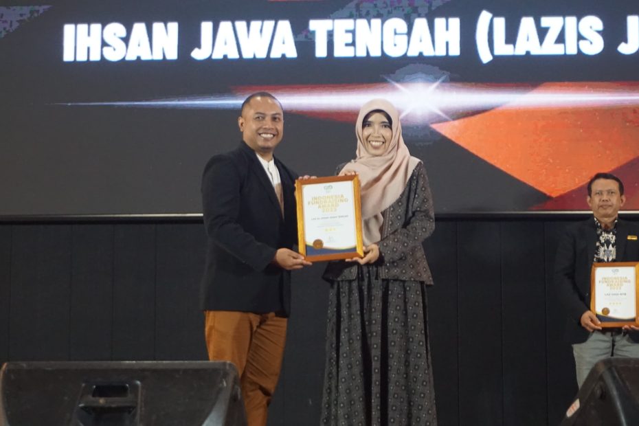 LAZiS Jateng Raih Penghargaan Fundraising Zakat Provinsi Terbaik IFA 2023