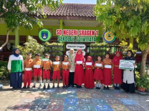 Beasiswa untuk Anak Yatim/ Dhuafa, Peringati Hari Anak Nasional.