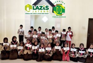Berbagi Kebahagiaan Bersama RS Hermina untuk Adik-adik Hebat di Pekalongan