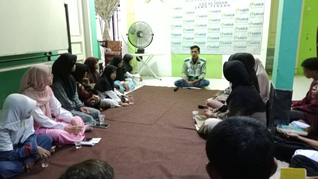 Mentoring Penerima Beasiswa Tepat Terpadu (BETTER) LAZiS Jateng Pekalongan.