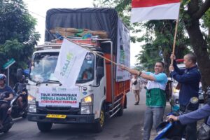 LAZiS Jateng Lakukan Pemberangkatan Truk Kemanusiaan Peduli Bencana Sumatra Jilid Satu