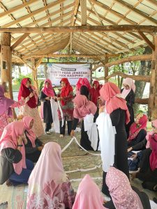 Pelatihan Rukti Jenazah untuk Ibu-Ibu PKK Kadipiro di Klaten
