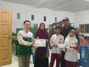 Bantuan SPP Ringankan Kendala Pendidikan Hanum dan Abyan
