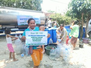 Alirkan 16.000 Liter Air Bersih, Bantu Warga Kalitengah Hadapi Kekeringan